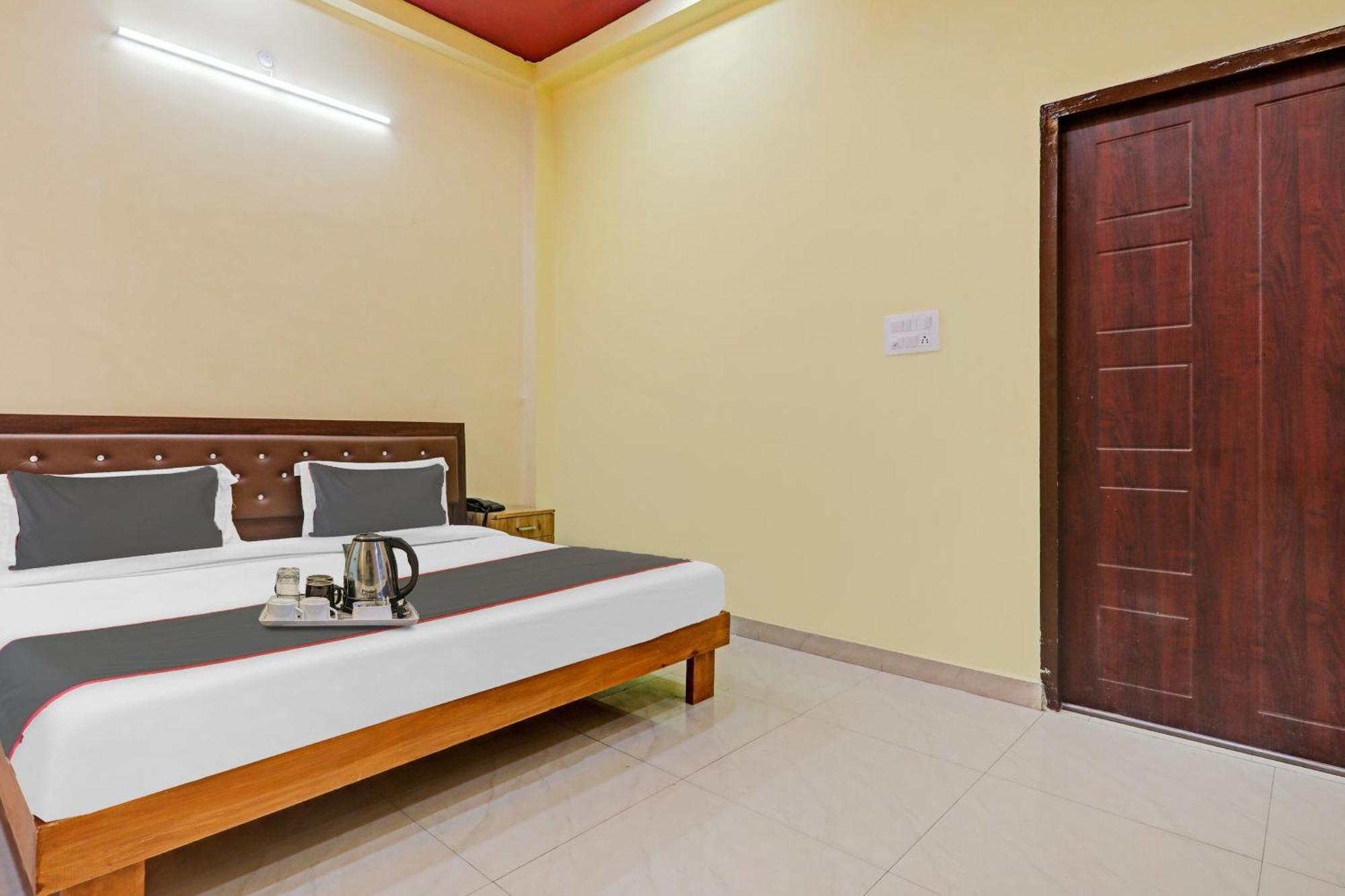 Capital O Phenix Elite Near Phoenix United Lucknow Exterior photo